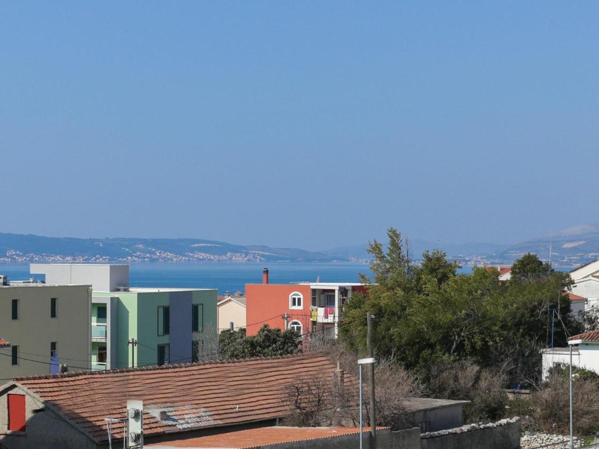 Enchanting Apartment In Ka Tel Gomilica Near Beach Kaštela Eksteriør billede